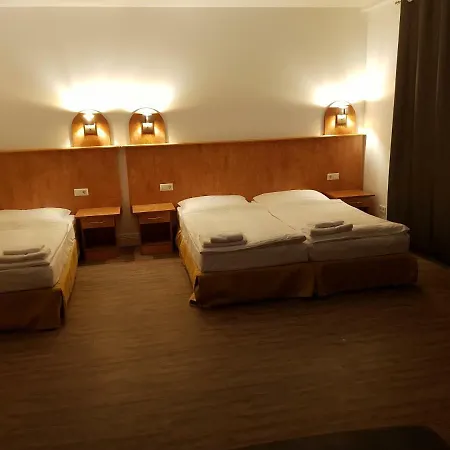 Krone Ug Hotel 3*